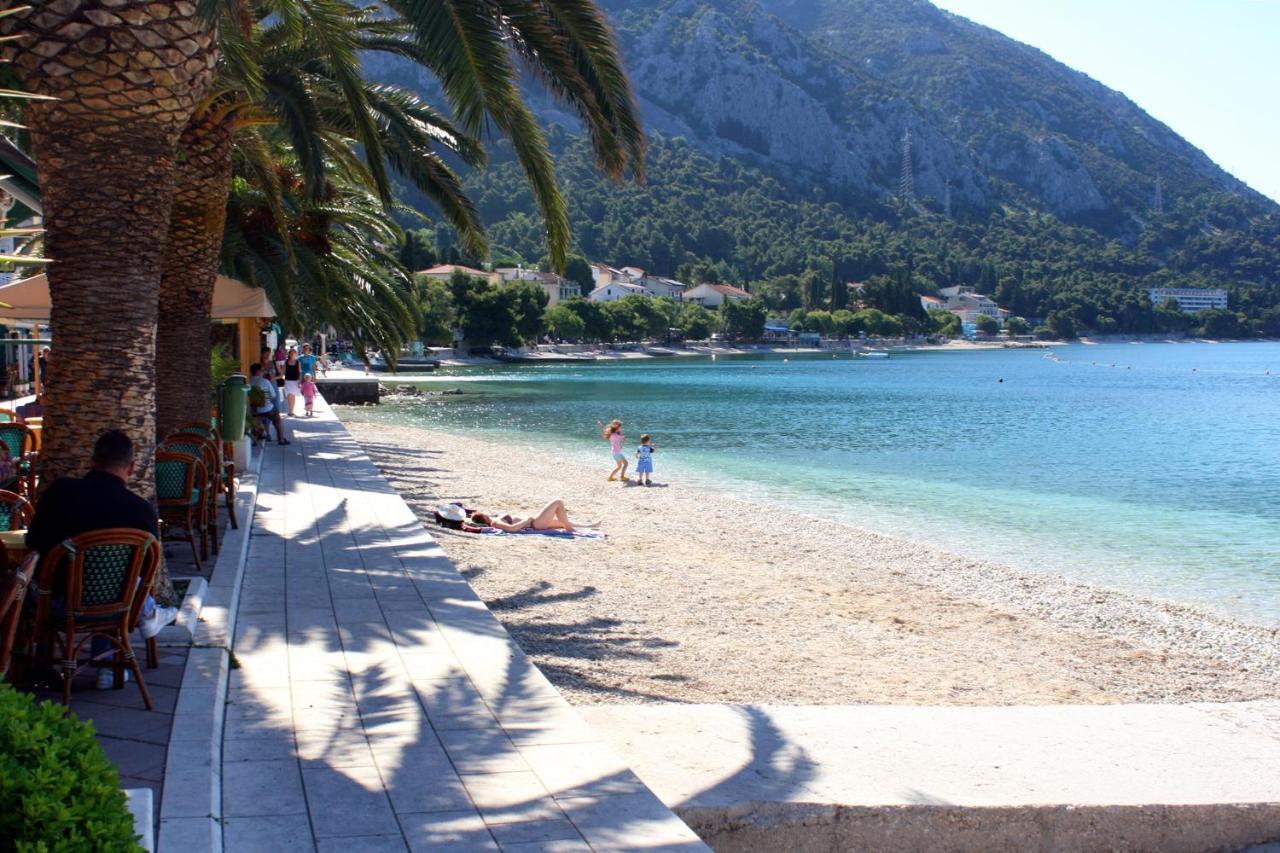 Apartments With A Parking Space Gradac, Makarska - 11332 Gradac  Esterno foto