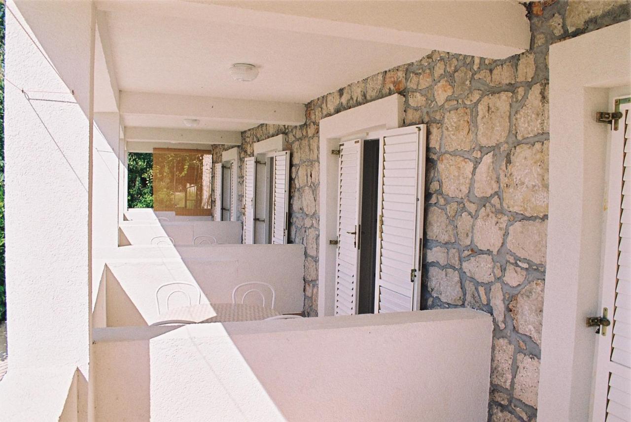 Apartments With A Parking Space Gradac, Makarska - 11332 Gradac  Esterno foto