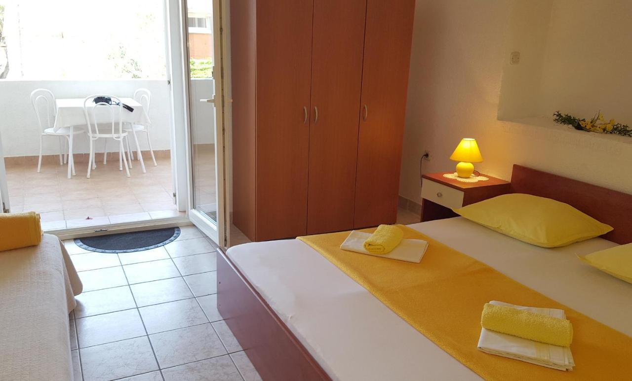 Apartments With A Parking Space Gradac, Makarska - 11332 Gradac  Esterno foto