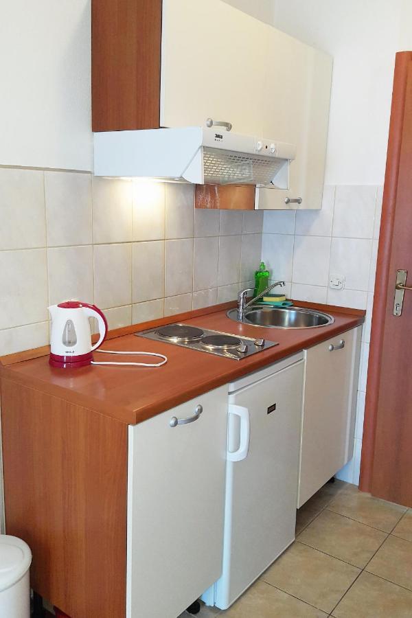 Apartments With A Parking Space Gradac, Makarska - 11332 Gradac  Esterno foto