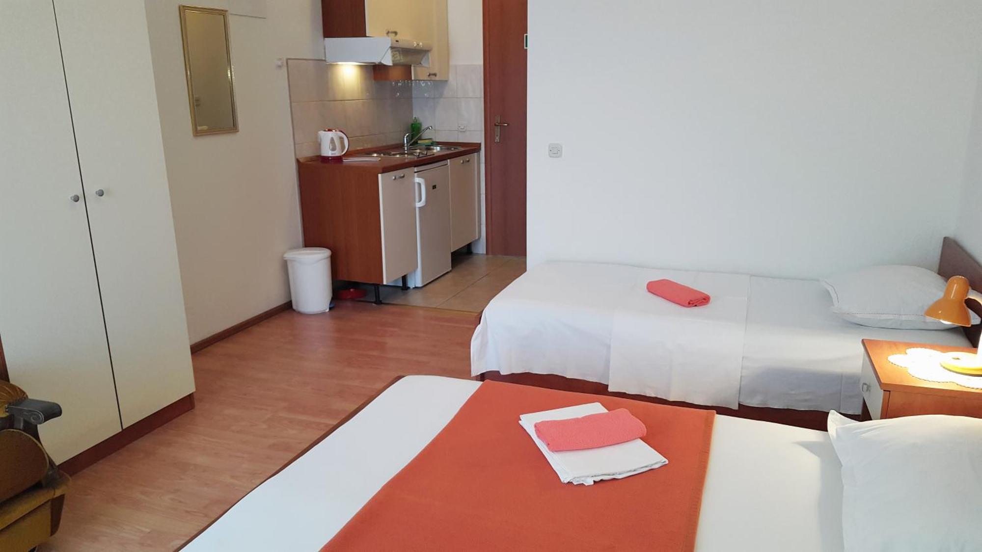 Apartments With A Parking Space Gradac, Makarska - 11332 Gradac  Esterno foto
